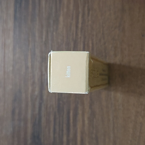 NIB Stila Shimmer & Glow Liquid Eye Shadow Color Kitten 0.153 oz. / 4.5mL - Picture 3 of 8